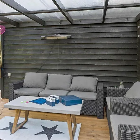 בית נופש 3 Bedroom Amazing In