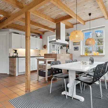 3 Bedroom Amazing In בית נופש *