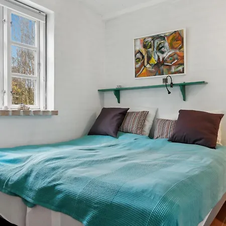 3 Bedroom Amazing In Fur