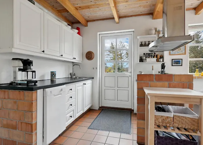 3 Bedroom Amazing In Fur
